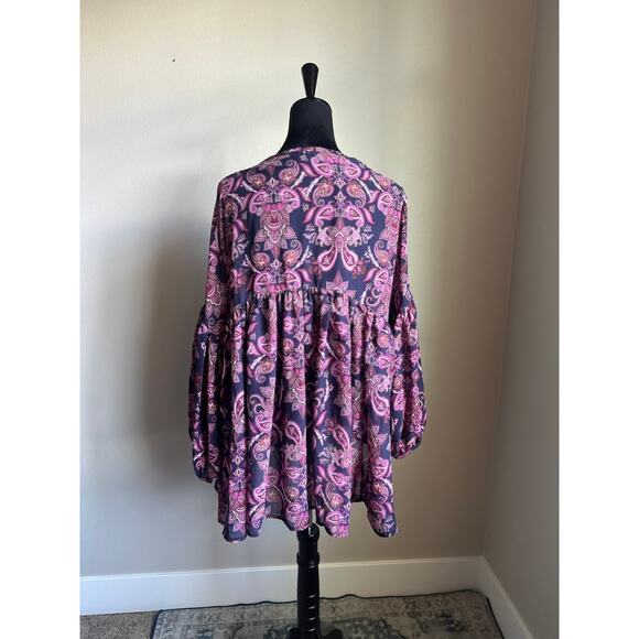 ROMEO AND JULIET COUTURE Purple Geo Printed Sheer Balloon Sleeve Top Size M - Picture 6 of 10